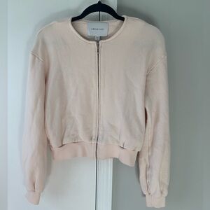 Amour Vert Women's Blush Knit Bomber Jacket 🩷